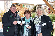 Ausschank von Spargelsuppe (©Foto: Martin Schmitz)
